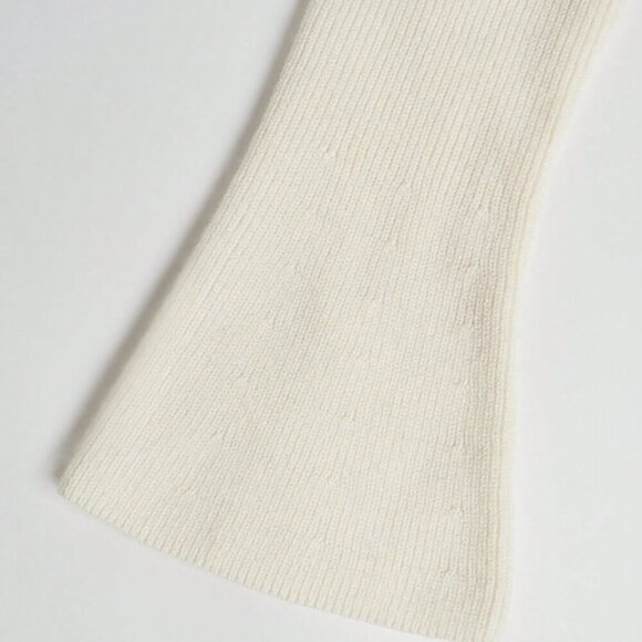 Apricot Casual Women's Ribbed Knit Top - Picture 5 of 6